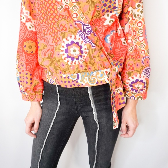 J. CREW Cotton Wrap Paisley Top Red Long Sleeve - Picture 7 of 7